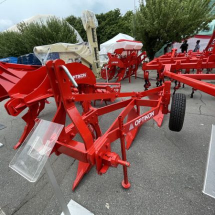 Плуг навісний необертовий "МАСТЕР А3" «OPTIKON»